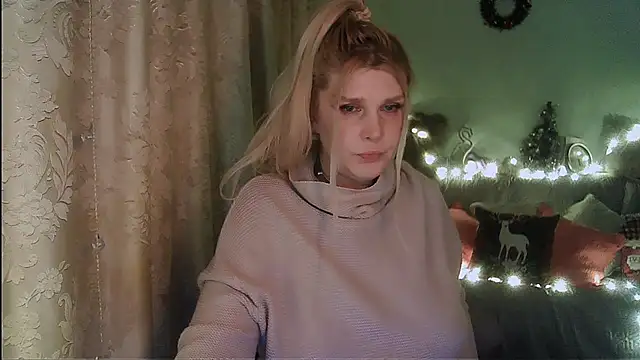 Snapshot of TsPostophere chatting on January 2025 02:25:01 PM TsPostophere online show from January 2025 02:25:01 PM