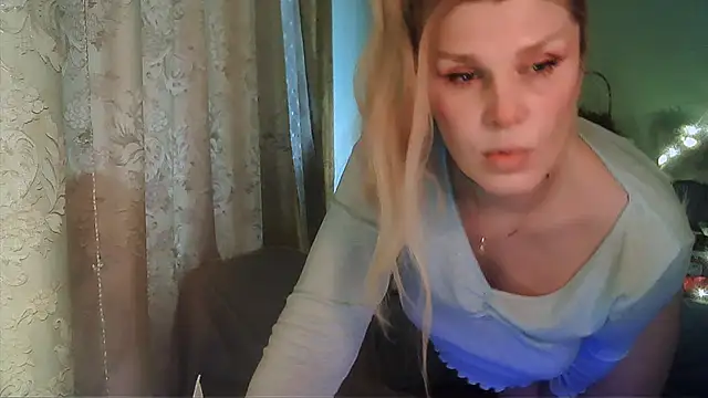 Snapshot of TsPostophere chatting on January 2025 10:54:01 AM TsPostophere online show from January 2025 10:54:01 AM