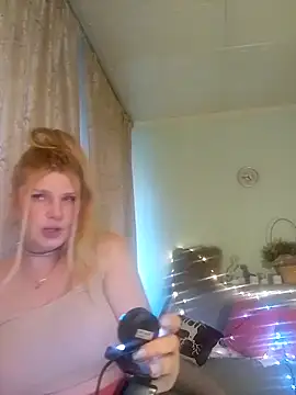 Snapshot of TsPostophere chatting on March 2025 01:47:01 PM TsPostophere online show from March 2025 01:47:01 PM