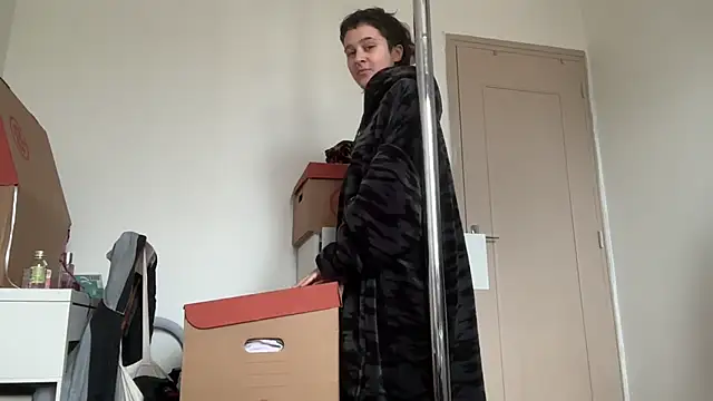 Snapshot of NIQUE_TARAXX chatting on September 2025 11:57:01 AM NIQUE TARAXX online show from September 2025 11:57:01 AM