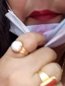 Snapshot of nisha_1110 chatting on October 2025 10:12:02 AM nisha 1110 online show from October 2025 10:12:02 AM