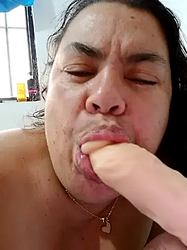 yaneth  online show from November 2025 11:54:01 AM