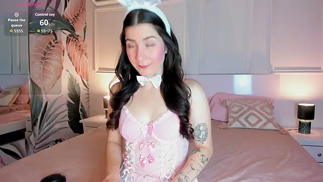 Bambi cutee online show from November 2025 11:41:01 AM