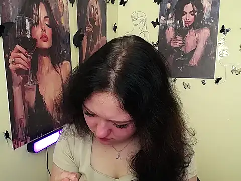 Snapshot of LadyAlice_ chatting on September 2025 06:02:02 AM LadyAlice  online show from September 2025 06:02:02 AM