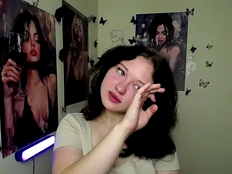 Snapshot of LadyAlice_ chatting on October 2025 06:22:02 AM LadyAlice  online show from October 2025 06:22:02 AM