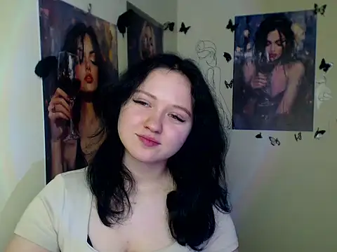 Snapshot of LadyAlice_ chatting on December 2025 07:35:01 AM LadyAlice online show from December 2025 07:35:01 AM