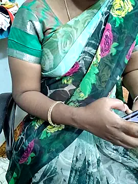 Snapshot of lolida69thamil chatting on September 2025 05:57:02 AM lolida69thamil online show from September 2025 05:57:02 AM