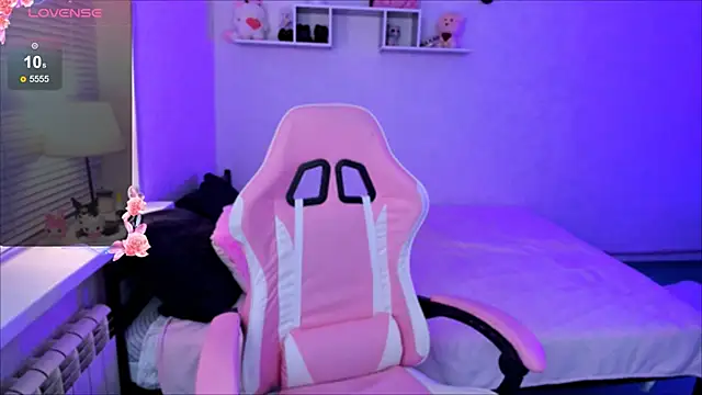 MiaScarlettt online show from October 2025 07:36:02 PM