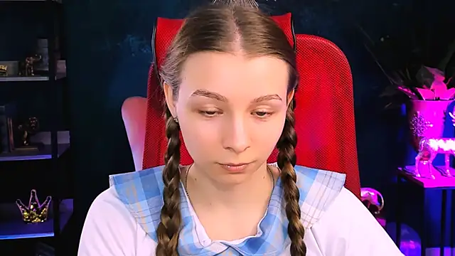 JulieDaniel online show from November 2025 04:45:01 AM