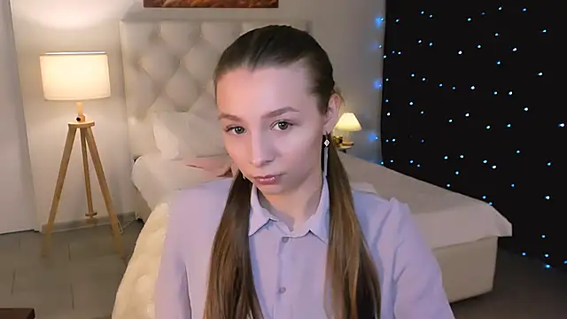 JulieDaniel online show from February 2026 04:06:01 AM