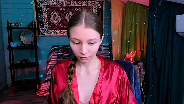 JulieDaniel online show from April 2026 08:15:02 AM