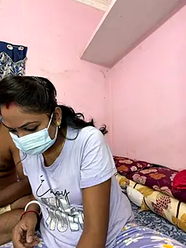 Lovlycouple1 online show from November 2025 05:56:02 PM