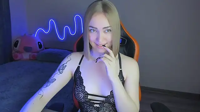 LaraKrein lk online show from November 2025 02:38:02 PM