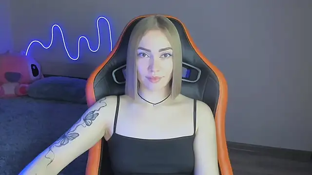 LaraKrein lk online show from November 2025 03:51:01 PM