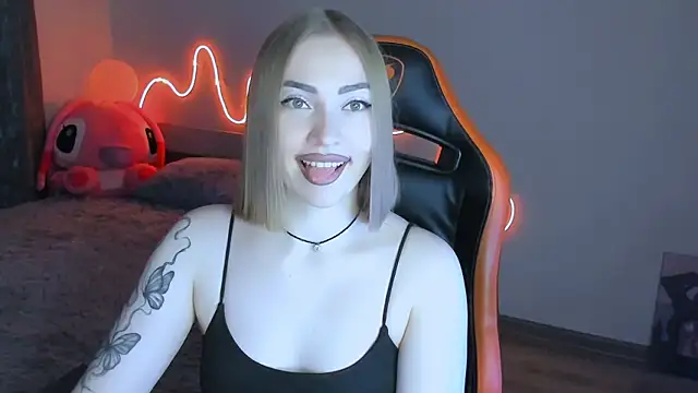 LaraKrein lk online show from February 2026 04:35:02 PM