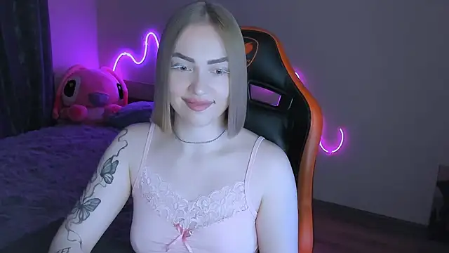 LaraKrein lk online show from March 2026 04:45:02 PM