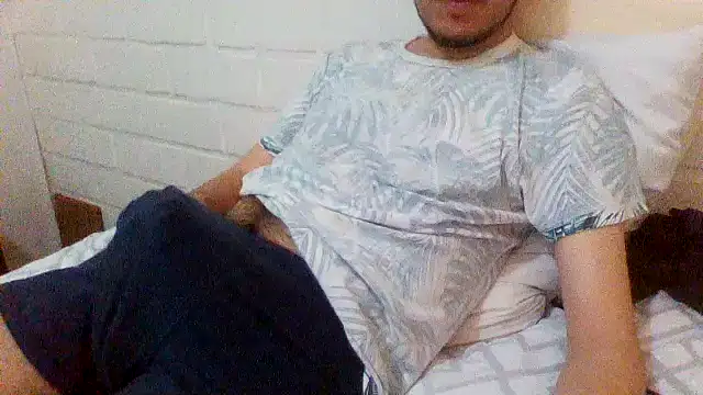 Snapshot of ProfeC4m chatting on October 2025 06:26:02 PM ProfeC4m online show from October 2025 06:26:02 PM