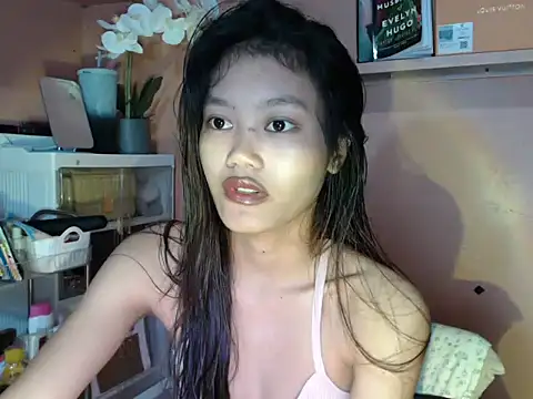 skinny gracie online show from October 2025 02:20:01 AM