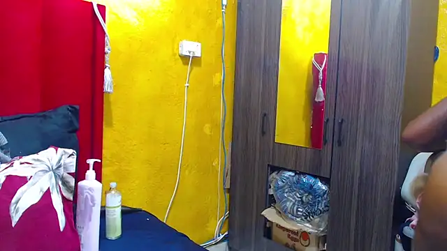 Candycrush2555 online show from November 2025 03:39:01 AM