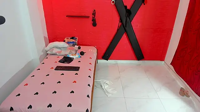 Snapshot of bdsmforever18 chatting on July 2026 01:33:01 AM bdsmforever18 online show from July 2026 01:33:01 AM