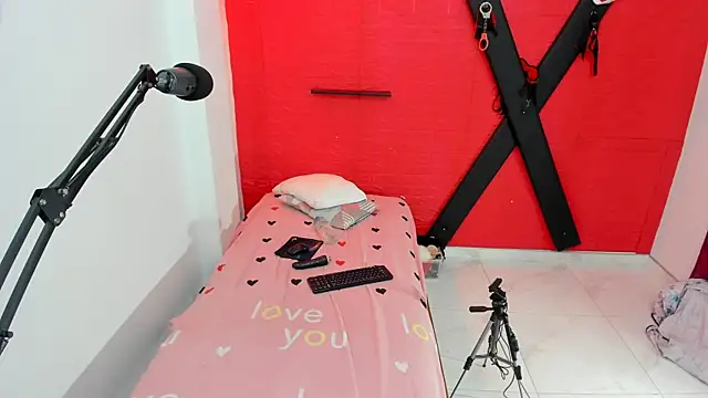 Snapshot of bdsmforever18 chatting on July 2026 01:58:01 AM bdsmforever18 online show from July 2026 01:58:01 AM