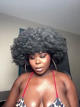 WomanNextdoor1 online show from February 2026 04:33:01 AM