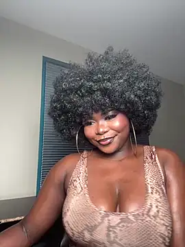 Snapshot of WomanNextdoor1 chatting on July 2026 10:36:01 PM WomanNextdoor1 online show from July 2026 10:36:01 PM