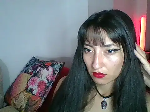 Snapshot of a_miss chatting on September 2025 05:25:01 PM a miss online show from September 2025 05:25:01 PM
