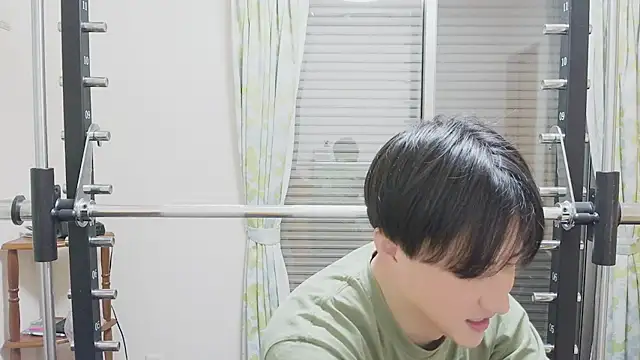 Snapshot of oyu_kun chatting on February 2026 09:56:01 AM oyu kun online show from February 2026 09:56:01 AM