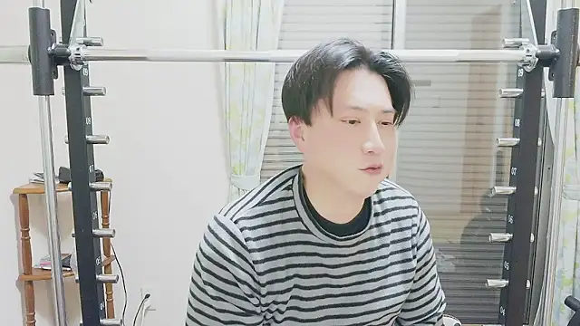 Snapshot of oyu_kun chatting on February 2026 10:08:01 AM oyu kun online show from February 2026 10:08:01 AM