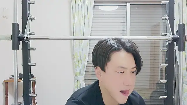 Snapshot of oyu_kun chatting on February 2026 12:04:02 AM oyu kun online show from February 2026 12:04:02 AM