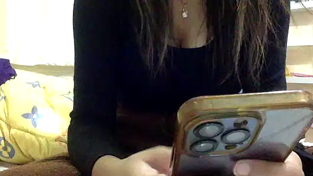 Snapshot of tutu101 chatting on February 2026 03:02:01 PM tutu101 online show from February 2026 03:02:01 PM