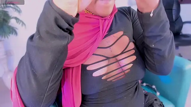 yasmin elite online show from February 2026 10:03:02 AM