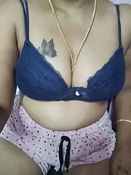 Snapshot of Tamil_Amul chatting on July 2026 05:17:01 PM Tamil Amul online show from July 2026 05:17:01 PM