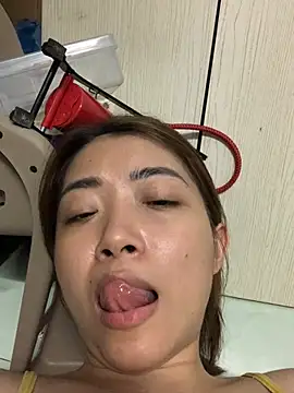 Minee1202 online show from April 2026 12:44:01 AM