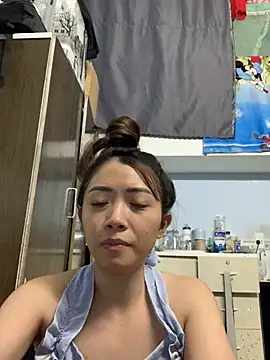Snapshot of Minee1202 chatting on May 2026 01:12:02 AM Minee1202 online show from May 2026 01:12:02 AM