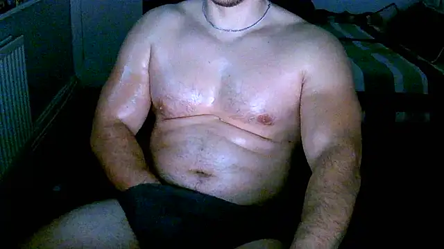 Snapshot of Serpent2463 chatting on April 2026 01:03:01 AM Serpent2463 online show from April 2026 01:03:01 AM