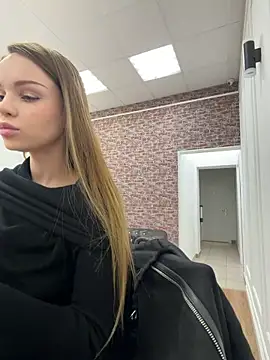 MarilynNova online show from February 2026 05:02:01 AM