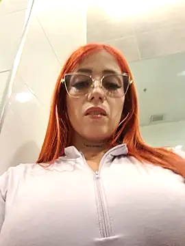 Alis xxx online show from February 2026 07:10:01 PM