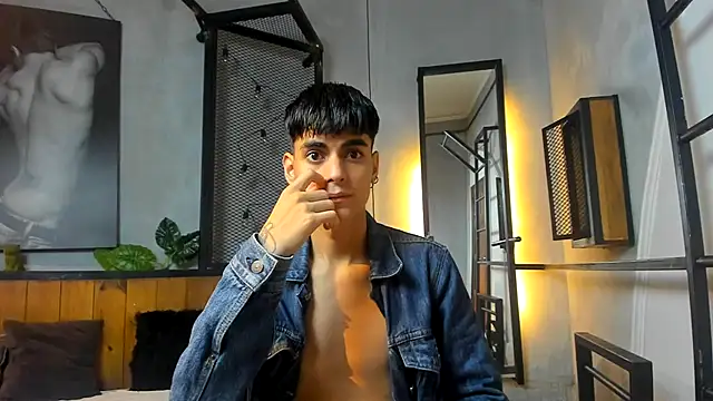 Dani mc1 online show from September 2025 11:45:01 AM