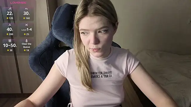 Snapshot of KatanaSVibe chatting on November 2025 11:44:01 AM KatanaSVibe online show from November 2025 11:44:01 AM