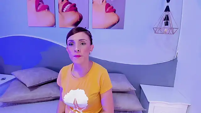 Nicol 89  online show from February 2026 11:44:02 AM