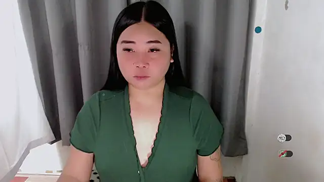 Snapshot of Yhana_Slut chatting on October 2025 06:30:02 AM Yhana Slut online show from October 2025 06:30:02 AM