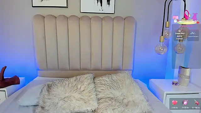 ashlye white online show from May 2026 11:23:01 PM