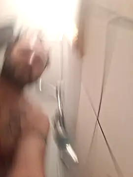 Snapshot of Bamse28 chatting on October 2025 01:52:01 PM Bamse28 online show from October 2025 01:52:01 PM