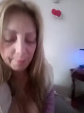 Estefania Arce online show from October 2025 08:42:01 PM