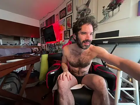 Pupscritch online show from February 2026 04:25:02 PM