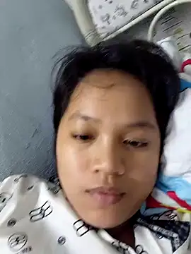 Snapshot of Anny-ly chatting on December 2025 02:43:02 AM Anny-ly online show from December 2025 02:43:02 AM