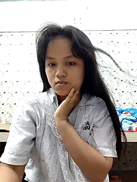 Snapshot of Anny-ly chatting on December 2025 10:08:02 AM Anny-ly online show from December 2025 10:08:02 AM