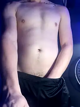 PitudoWuero online show from February 2026 01:04:01 PM